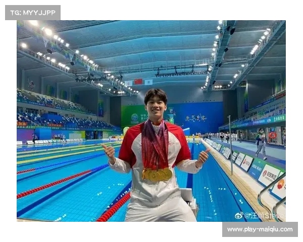 张翼祥观赛青少年泳赛感悟 勇敢与坚韧铸就人生宝贵财富