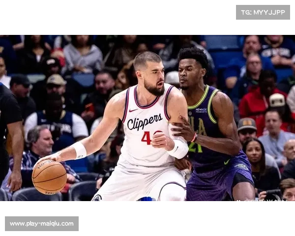 祖巴茨上赛季接近两双表现亮眼 季前赛状态下滑引发关注